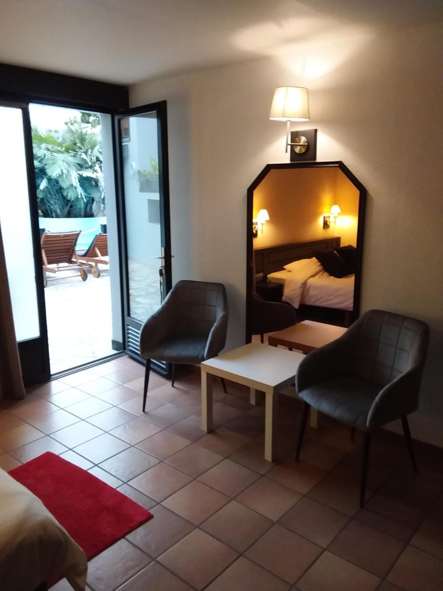 Tropical Hotel Durbuy Exteriér fotografie